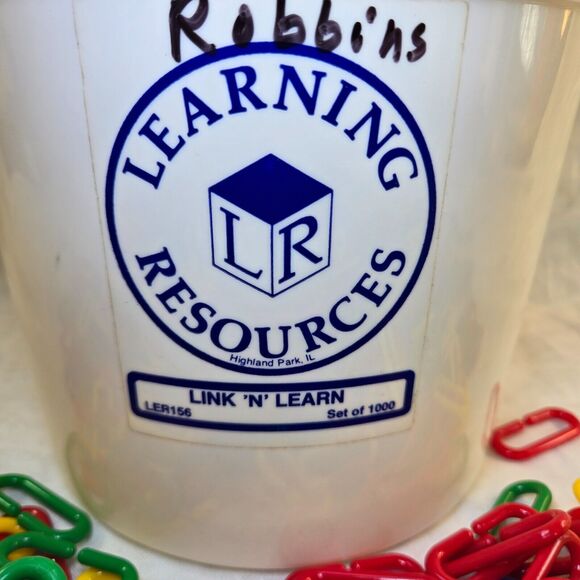 Learning Resources Link 'N' Learn Buckets 2000 4 Color Links w/ Pattern Cards - Picture 3 of 6